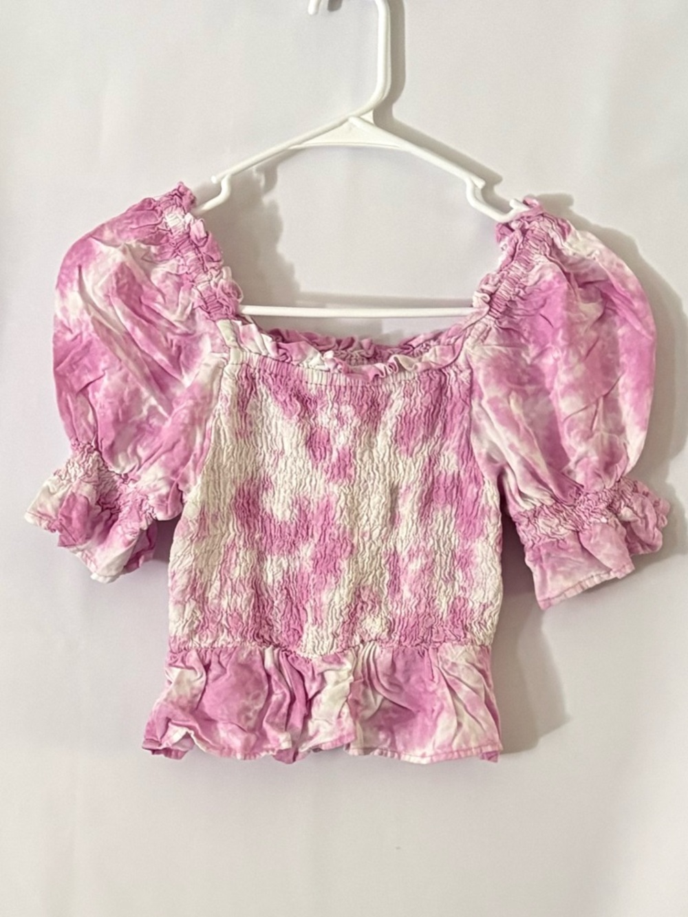 Pink Tie-Dye Smocked Puff Sleeve Crop Top